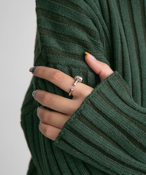 KBF（ケイビーエフ）の「マメモチーフリング（リング・レディース・シルバー/ゴールド・ONE）」の6枚目の写真