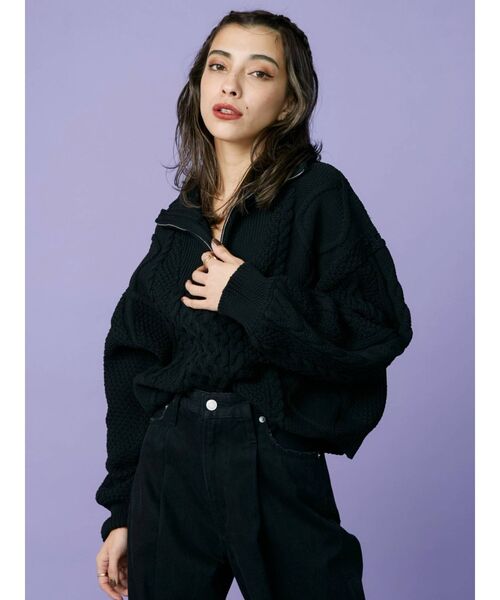 EVRIS（エヴリス）の「ハーフジップケーブルライトニットトップス（ニット/セーター・レディース・アイボリー/ブルー/ブラック/パープル・FREE）」の5枚目の写真