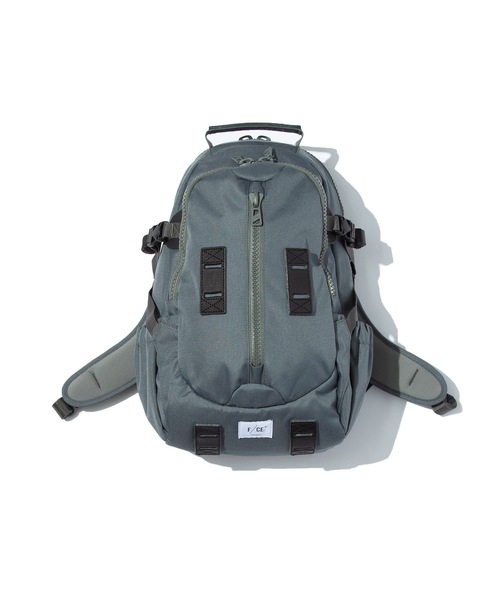 F/CE. (エフシーイー)の「F/CE. 950 TRAVEL BACKPACK S / エフシーイー 950トラベルバックパックS(バックパック/リュック・メンズ・ブラック/ブラウン系その他/オリーブ/グレー・FREE)」の3枚目の写真