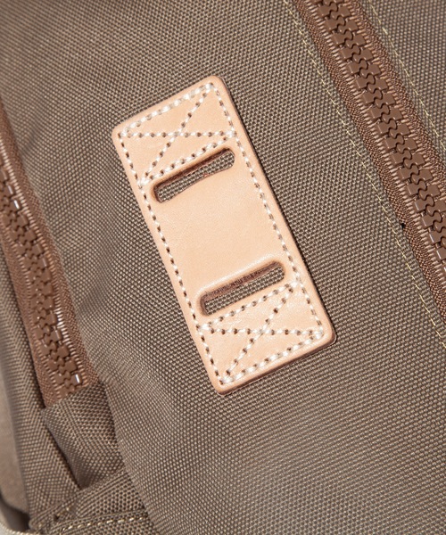 F/CE. (エフシーイー)の「F/CE. 950 TRAVEL BACKPACK S / エフシーイー 950トラベルバックパックS(バックパック/リュック・メンズ・ブラック/ブラウン系その他/オリーブ/グレー・FREE)」の21枚目の写真
