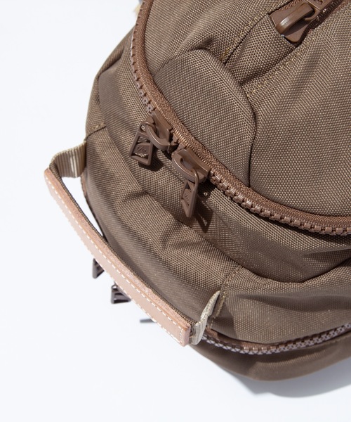 F/CE. (エフシーイー)の「F/CE. 950 TRAVEL BACKPACK S / エフシーイー 950トラベルバックパックS(バックパック/リュック・メンズ・ブラック/ブラウン系その他/オリーブ/グレー・FREE)」の11枚目の写真