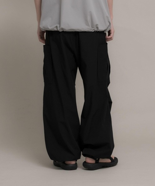 Uiscel（ユイセル）の「『ユニセックス』Uiscel　4WAYストレッチカーゴパンツ（カーゴパンツ・メンズ・ブラック/カーキ・MEDIUM/LARGE）」の10枚目の写真