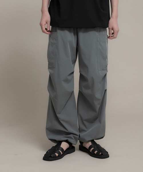 Uiscel（ユイセル）の「『ユニセックス』Uiscel　4WAYストレッチカーゴパンツ（カーゴパンツ・メンズ・ブラック/カーキ・MEDIUM/LARGE）」の17枚目の写真