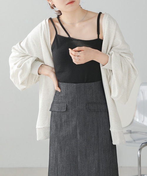 Bab（バブ）の「アシンメトリーカップ付きキャミソール（キャミソール・レディース・グリーン/ブラック/モカ/アイボリー・FREE）」の12枚目の写真