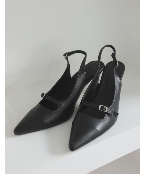 Re:EDIT（リエディ）の「[2023S/S COLLECTION][小さい/大きいサイズ有]ポインテッドトゥ切り替えデザインミュールパンプス（パンプス・レディース・アイボリー/ブラック・LARGE/MEDIUM/XX-LARGE/SMALL/X-SMALL/X-LARGE）」の2枚目の写真