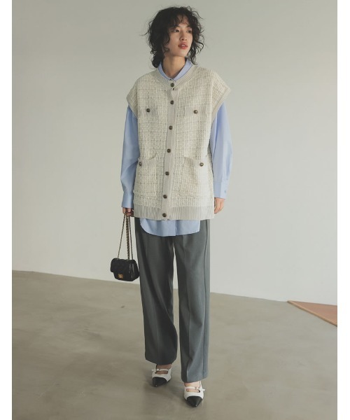 Re:EDIT（リエディ）の「[2023S/S COLLECTION][小さい/大きいサイズ有]ポインテッドトゥ切り替えデザインミュールパンプス（パンプス・レディース・アイボリー/ブラック・LARGE/MEDIUM/XX-LARGE/SMALL/X-SMALL/X-LARGE）」の4枚目の写真
