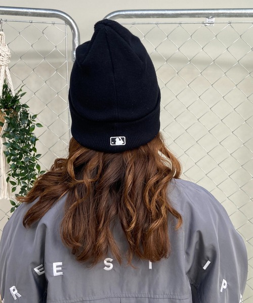 NEW ERA（ニューエラ）の「NEW ERA/ニューエラ ビーニー ダブルC.BASIC CUFF ニューヨーク・ヤンキース 13682154（ニットキャップ/ビーニー・メンズ・ブラック・FREE）」の14枚目の写真