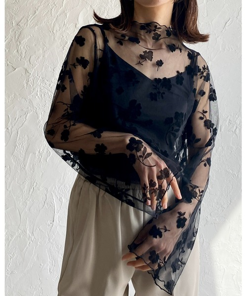 She's Closet(シーズクローゼット)の「花柄長袖フレアスリーブメロウハイネックシアーチュールトップス(Tシャツ/カットソー・レディース・モカ/オフホワイト/ブラック・FREE)」の16枚目の写真
