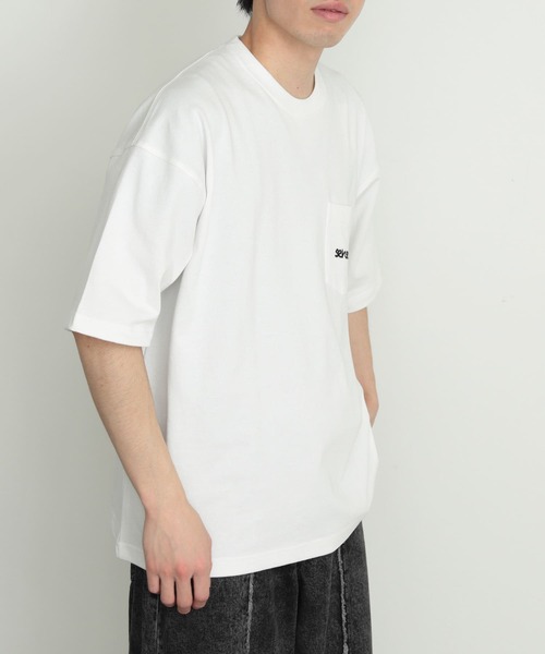 SENSE OF PLACE by URBAN RESEARCH(センスオブプレイスバイアーバンリサーチ)の「『ユニセックス』シシュウヘビーウエイトポケットTシャツ(5分袖)(Tシャツ/カットソー・メンズ・オートミール/グリーン/ホワイト/レッド/ネイビー・MEDIUM/LARGE)」の11枚目の写真