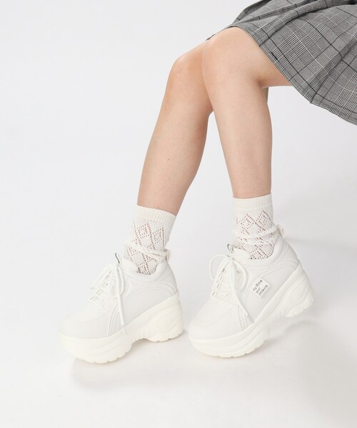 cs T&P(シーエスティーアンドピー)の「厚底 ボリュームスニーカー 【軽量】(スニーカー・レディース・ホワイト/ブラック・S/M/LL/L)」の19枚目の写真