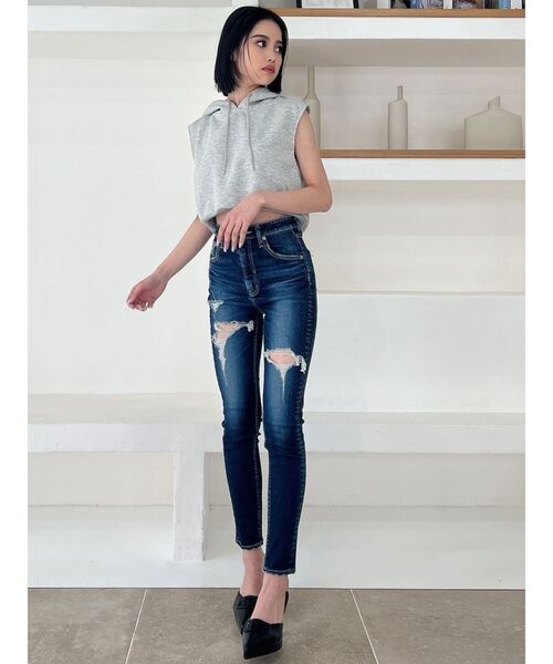 GYDA（ジェイダ）の「GGノースリーブパーカー（パーカー・レディース・グレー/ブラック/オフホワイト・FREE）」の15枚目の写真