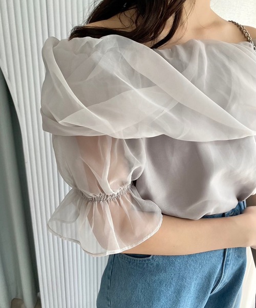 one after another NICE CLAUP(ワンアフターアナザーナイスクラップ)の「オーガンオフショルブラウス(シャツ/ブラウス・レディース・ライトグレー/ホワイト系その他/アイボリー/ホワイト系/ライトピンク・FREE)」の14枚目の写真