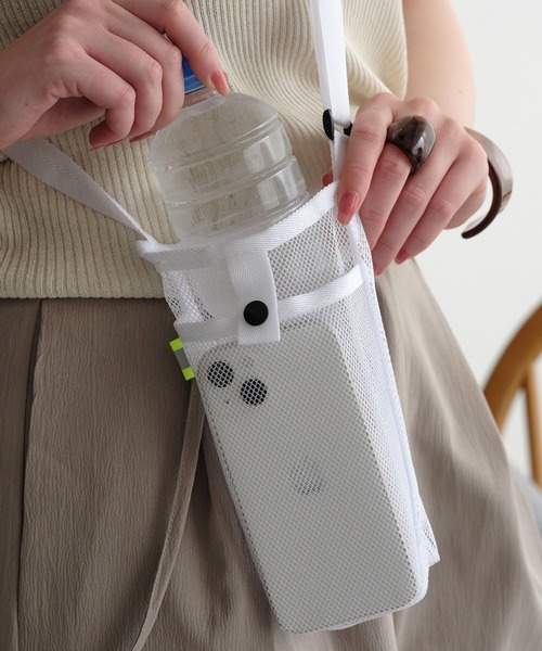 ZAKKA-BOX（ザッカボックス）の「ペットボトル＆スマホナイロンポシェット（ショルダーバッグ・レディース・パープル/ブラック/ホワイト/ライトグレー・FREE）」の2枚目の写真