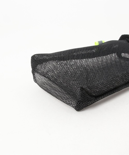 ZAKKA-BOX（ザッカボックス）の「ペットボトル＆スマホナイロンポシェット（ショルダーバッグ・レディース・パープル/ブラック/ホワイト/ライトグレー・FREE）」の19枚目の写真