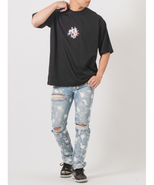 RE730(アールイーセブンサーティー)の「RE730 バックのフラワーコラージュが鮮やかな半袖Tシャツ ビッグシルエット(Tシャツ/カットソー・メンズ・ブラック/オフホワイト/ターコイズブルー・MEDIUM/LARGE/X-LARGE)」の19枚目の写真