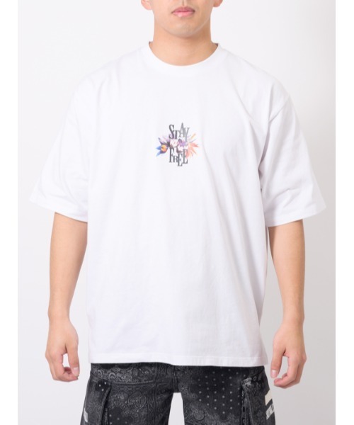 RE730(アールイーセブンサーティー)の「RE730 バックのフラワーコラージュが鮮やかな半袖Tシャツ ビッグシルエット(Tシャツ/カットソー・メンズ・ブラック/オフホワイト/ターコイズブルー・MEDIUM/LARGE/X-LARGE)」の22枚目の写真