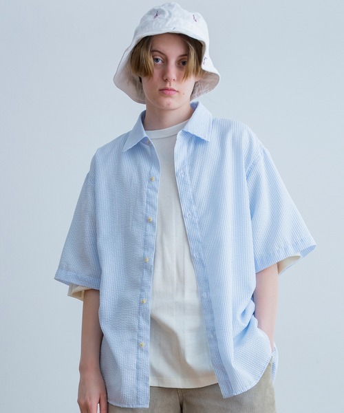 Universal Style Wear(ユニバーサルスタイルウェア)の「Universal Style Wear ラギッド シャツ(シャツ/ブラウス・メンズ・サックスブルー系/レッド系/グリーン系/ホワイト×ホワイト・X-LARGE/LARGE/MEDIUM)」の1枚目の写真