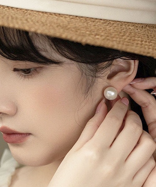 florist(フローリスト)の「5サイズパールイヤリング(8mm/10mm/12mm/14mm/16mm)(イヤリング・レディース・ピンク系1/ピンク系2/ピンク系3/ホワイト系1/ホワイト系2/ホワイト系3・FREE)」の3枚目の写真