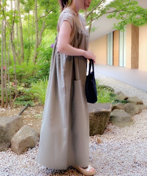 gossip!ロサンゼルス(ゴシップロサンゼルス)の「綿麻オールインワン ワイドパンツサロペット(サロペット/オーバーオール・レディース・ブラウン/ブラック/ライトブラウン/カーキ・XL/M/L/S)」の4枚目の写真