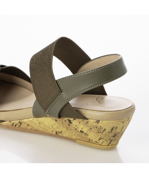 Riz raffinee（リズラフィーネ）の「モチーフウェッジソールサンダル（サンダル・レディース・ベージュ/カーキ/ブラック・M/L/S）」の8枚目の写真