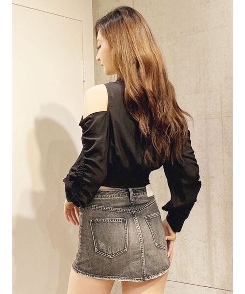 GYDA（ジェイダ）の「オフショルHEMリブブラウス（シャツ/ブラウス・レディース・ブラック/ブラウン/オフホワイト・FREE）」の13枚目の写真