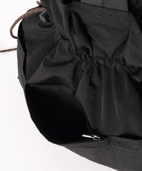 PBLIM(ページボーイリム)の「PBLIM/シャーリングトート(トートバッグ・レディース・ブラック/ブルー・FREE)」の16枚目の写真