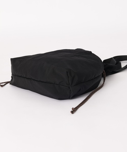 PBLIM(ページボーイリム)の「PBLIM/シャーリングトート(トートバッグ・レディース・ブラック/ブルー・FREE)」の14枚目の写真