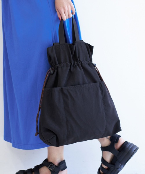 PBLIM(ページボーイリム)の「PBLIM/シャーリングトート(トートバッグ・レディース・ブラック/ブルー・FREE)」の3枚目の写真