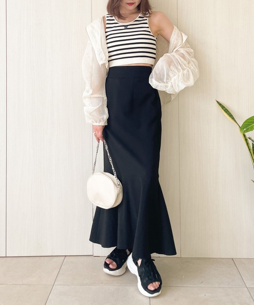 Heather(ヘザー)の「メッシュギャザーZIPパーカー 964521(パーカー・レディース・ブラック/パープル/アイボリー・FREE)」の4枚目の写真