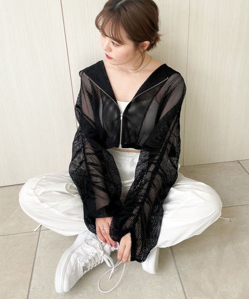 Heather(ヘザー)の「メッシュギャザーZIPパーカー 964521(パーカー・レディース・ブラック/パープル/アイボリー・FREE)」の12枚目の写真