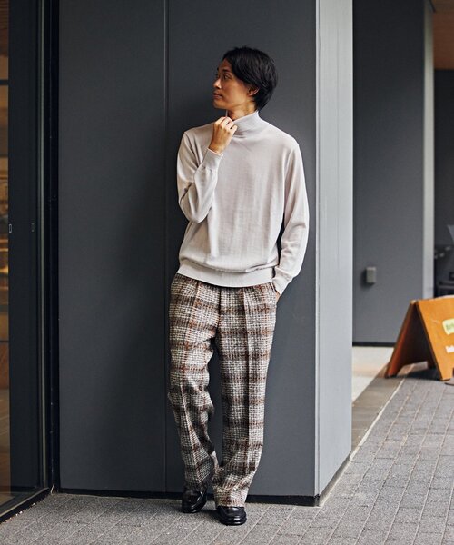 EDIFICE（エディフィス）の「14ゲージ ウール タートルネックニット（ニット/セーター・メンズ・ホワイト/ブラック/ブラウン/ブルー系その他・SMALL/MEDIUM/LARGE）」の9枚目の写真