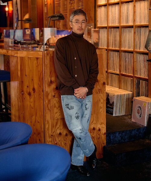 EDIFICE（エディフィス）の「14ゲージ ウール タートルネックニット（ニット/セーター・メンズ・ホワイト/ブラック/ブラウン/ブルー系その他・SMALL/MEDIUM/LARGE）」の10枚目の写真