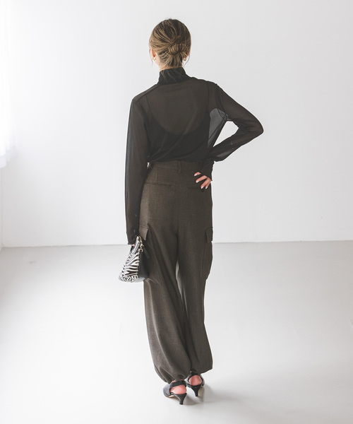 Noble（ノーブル）の「《追加》シアースキニーハイネックTOPS 6（Tシャツ/カットソー・レディース・サックスブルー/ホワイト/ブラック/ベージュ・FREE）」の8枚目の写真