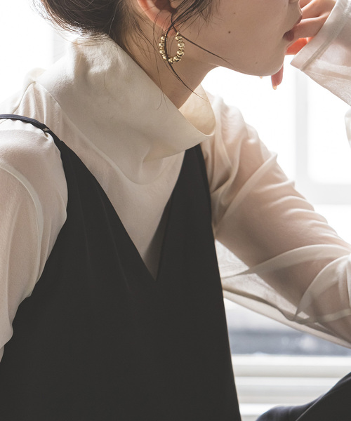 Noble（ノーブル）の「《追加》シアースキニーハイネックTOPS 6（Tシャツ/カットソー・レディース・サックスブルー/ホワイト/ブラック/ベージュ・FREE）」の9枚目の写真