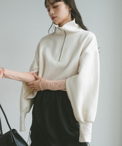 VANNIE U(ヴァニーユー)の「インスリットハーフジップスウェット(スウェット・レディース・ブラック/アイボリー・FREE)」の2枚目の写真