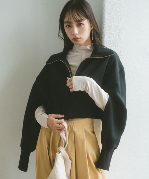 VANNIE U(ヴァニーユー)の「インスリットハーフジップスウェット(スウェット・レディース・ブラック/アイボリー・FREE)」の7枚目の写真