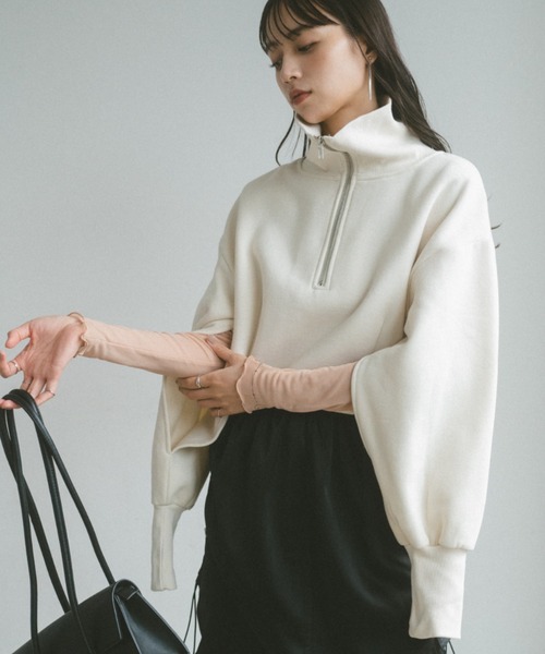 VANNIE U(ヴァニーユー)の「インスリットハーフジップスウェット(スウェット・レディース・ブラック/アイボリー・FREE)」の5枚目の写真