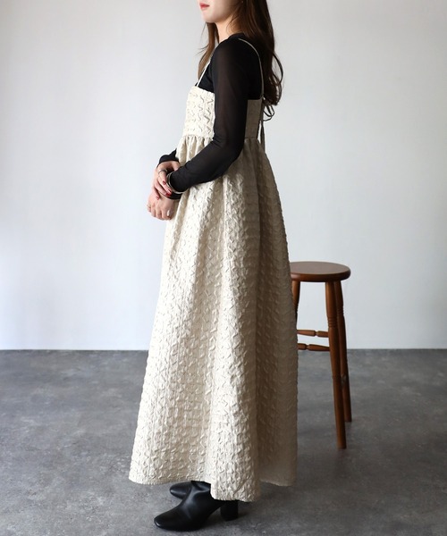 Riberry(リベリー)の「ふくれジャガードバックシャンキャミワンピース(ワンピース・レディース・ベージュ/ブラウン/ブラック・MEDIUM)」の14枚目の写真