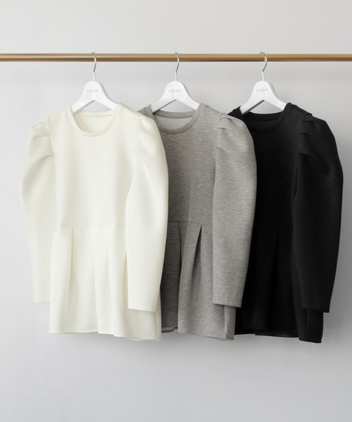 ELFRANK(エルフランク)の「ダンボールニットパワーショルダーペプラムプルオーバー(Tシャツ/カットソー・レディース・グレー/ブラック/オフホワイト・FREE)」の4枚目の写真