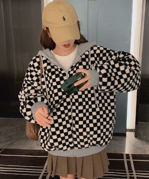 yori チェックパーカー　⭐︎美品⭐︎ DIAVEL（ディアベル）の「ふわふわ ブロックチェック柄ファーパーカー