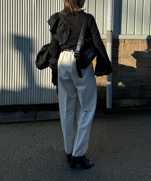 y/m by misato（イムバイミサト）の「シアージャガードフレアトップス（Tシャツ/カットソー・レディース・ブラック/ホワイト・FREE）」の20枚目の写真