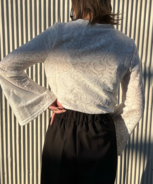 y/m by misato（イムバイミサト）の「シアージャガードフレアトップス（Tシャツ/カットソー・レディース・ブラック/ホワイト・FREE）」の9枚目の写真