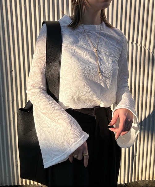 y/m by misato（イムバイミサト）の「シアージャガードフレアトップス（Tシャツ/カットソー・レディース・ブラック/ホワイト・FREE）」の10枚目の写真