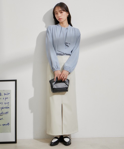 VIS（ビス）の「フロントフリルボウタイブラウス（シャツ/ブラウス・レディース・サックスブルー/オフホワイト/ネイビー・FREE）」の7枚目の写真