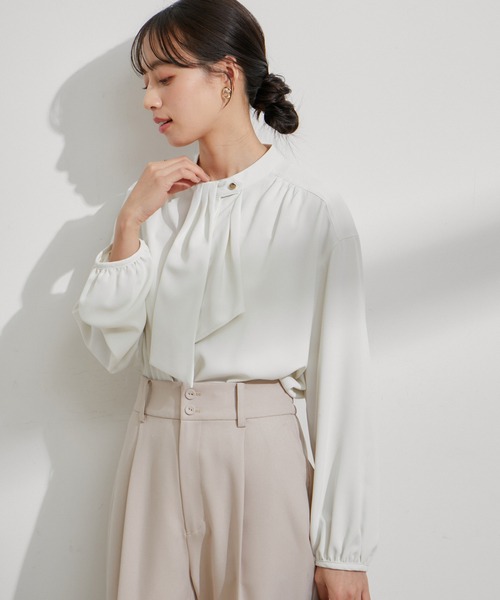 VIS（ビス）の「フロントフリルボウタイブラウス（シャツ/ブラウス・レディース・サックスブルー/オフホワイト/ネイビー・FREE）」の13枚目の写真