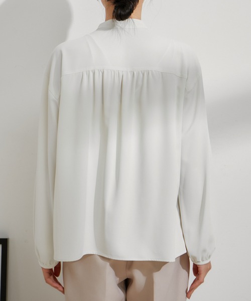 VIS（ビス）の「フロントフリルボウタイブラウス（シャツ/ブラウス・レディース・サックスブルー/オフホワイト/ネイビー・FREE）」の18枚目の写真