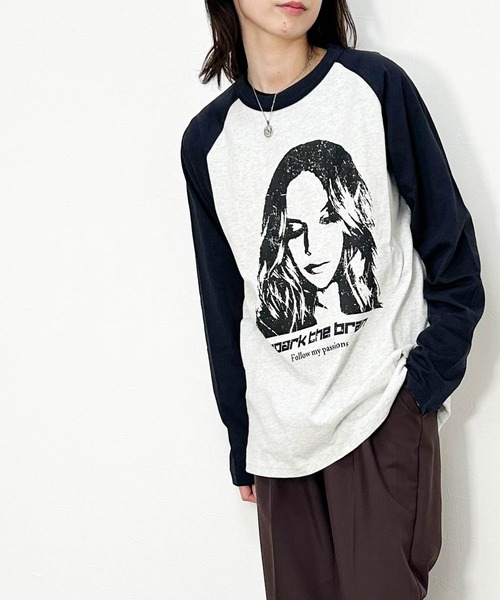Anytime Songs(エニータイムソングス)の「16/天竺ラグラン 切り替えプリント Tシャツ(WOMAN)(Tシャツ/カットソー・メンズ・アッシュ/ベージュ/ホワイト・MEDIUM/LARGE/X-LARGE)」の3枚目の写真