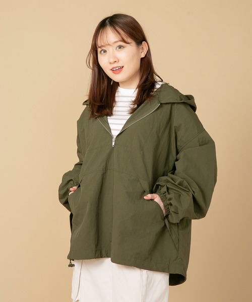 machatt ナイロンアノラックパーカー　ホワイト machatt ナイロンアノラックパーカーホワイト