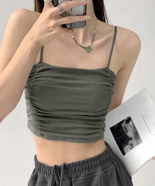 Miniministore(ミニミニストア)の「クロップド ギャザーキャミソールカップ付(キャミソール・レディース・ダークグレー/ブルー/ブラック/ホワイト/グリーン・FREE)」の3枚目の写真