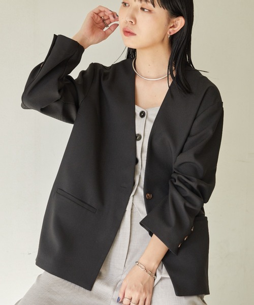 Aunt Marie's（アントマリーズ）の「リネンライクノーカラージャケット